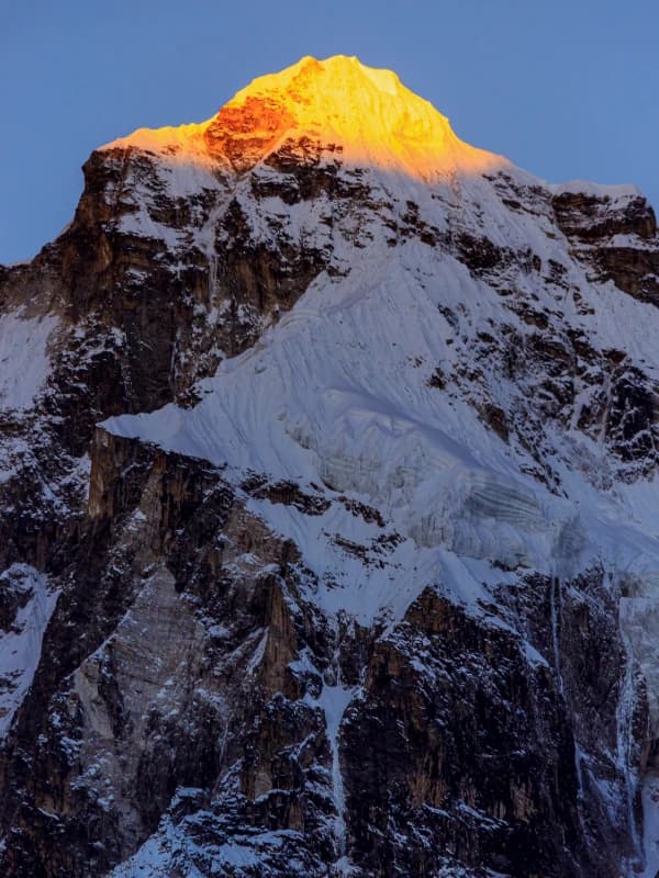 Breathtaking scenic. view of Mt.Kanchenjunga