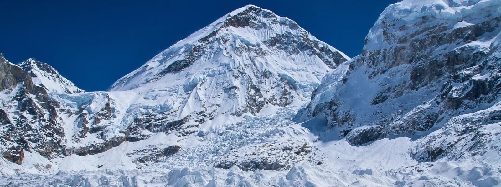 A Complete Guide to Everest Base Camp Trek